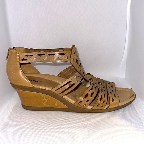 Earth Cutout Leather Wedge Sandals Size 12 - EUC - Picture 8 of 10
